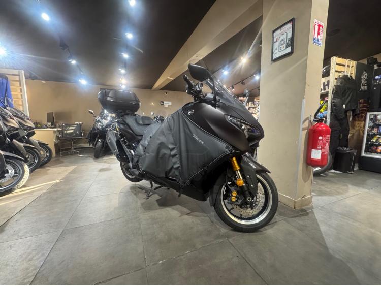 YAMAHA XP T-MAX 560 TECH MAX