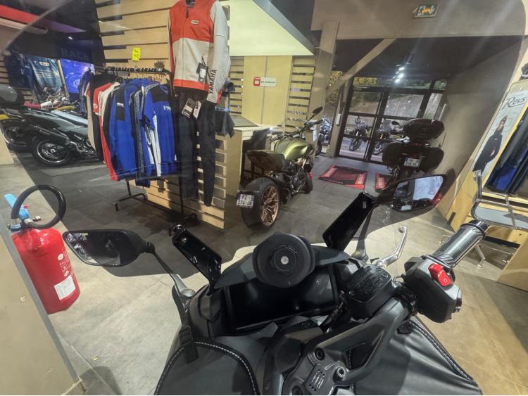 YAMAHA XP T-MAX 560 TECH MAX