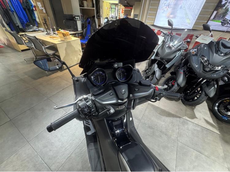 YAMAHA XP T-MAX 560 TECH MAX