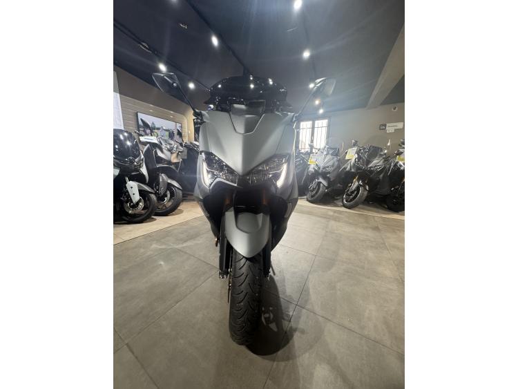 YAMAHA XP T-MAX 560 TECH MAX KAMO