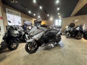 YAMAHA XP T-MAX 530 LUX MAX