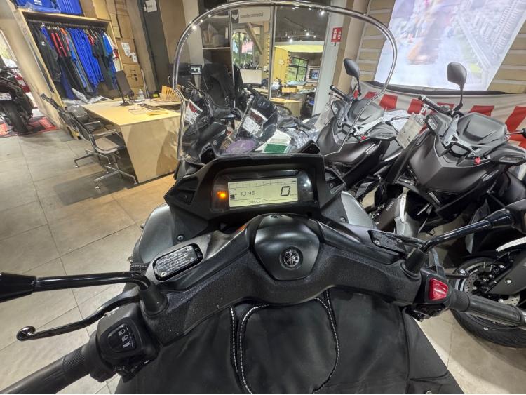 YAMAHA TRICITY 300