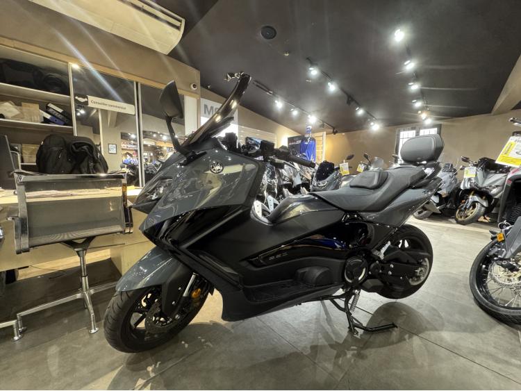 YAMAHA XP T-MAX 560 TECH MAX