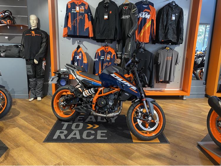 KTM 390 DUKE 2024 